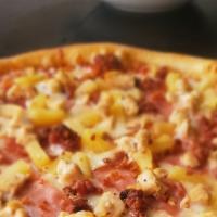 Tsunami Hawaiian · Bacon, Chicken, Ham, Pineapple, Pizza Sauce, Mozzarella Cheese
