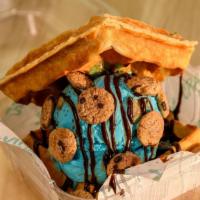 Waffle Sandwich · 1 scoop of Ice Cream
1 topping
1 drizzle