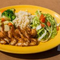 Al Mojo Camarónes · Shrimp sauteed in garlic and butter.