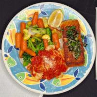 Pesce Rustica · Grilled Salmon Topped with olive oil & green onions, served with Pasta and vegetables