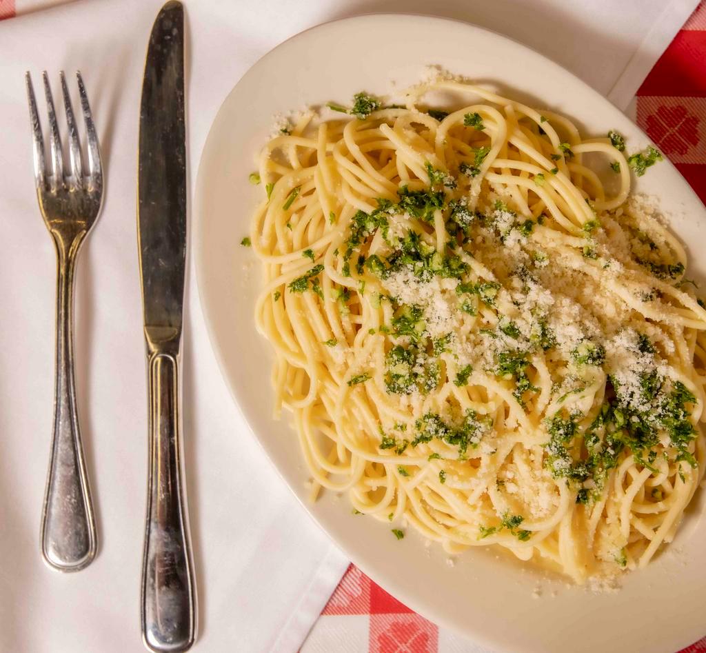 White Pasta · Spaghetti with butter, parsley, garlic & parmesan cheese.