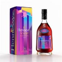 Maluma Hennessy Vsop Privilege Limited Edition 750Ml · Hennessy invites you to take a glimpse into the heritage and inspiration that fuels Latin Gl...