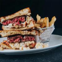 Mac Daddy Burger · mac & cheese - wagyu patty - bacon - tomato brioche toast