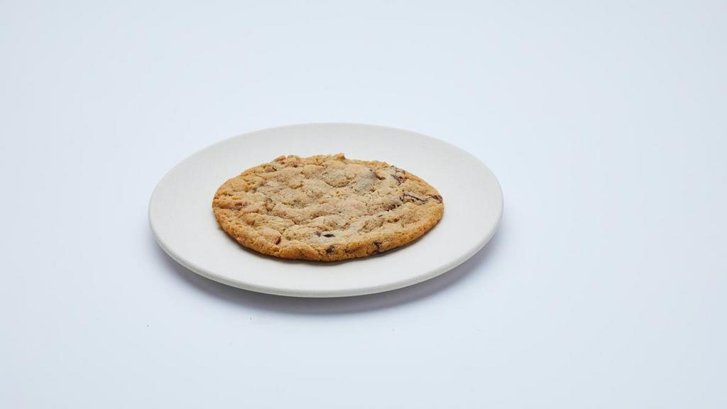 Chocolate Chip Cookie · cashew, gluten-free flour, dark chocolate, vanilla, coconut flake, butter, brown sugar, evaporated cane sugar, eggs, milk powder, baking soda. (Gluten- Free)