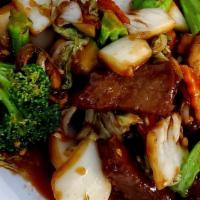 Beef With Seasonal Vegetables · Beef served with snow pea, carrot, mushroom, zucchini, cabbage and broccoli.