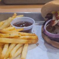 Charbroiled Burger · 1/2 LB BURGER-LETTUCE, TOMATO, PICKLES