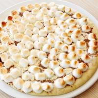 Nutella Pizza With Marshmallow
 · 10
