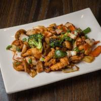 Szechwan Garlic · Choice of meat sautéed with fresh mushrooms, onions, broccoli, bell peppers, and carrots in ...