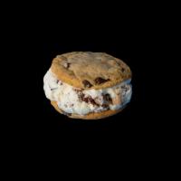 Chocolate Chip Cookies W/ Cookie Dough Ice Cream · With Chocolate Chip Cookie Dough Ice Cream. (No Substitutions)