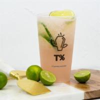 Lychee Flamingo · Lychee fruit tea with slices of limes