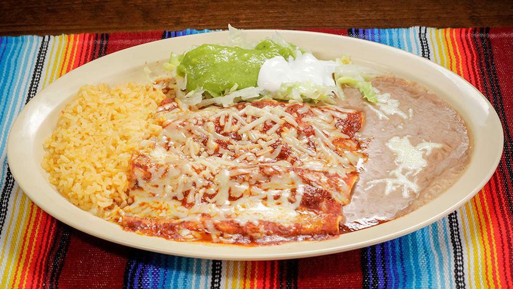 Enchilada Plate (3 Enchiladas) · 3 enchiladas with corn tortillas, your choice of meat, lettuce, sour cream, guacamole, pico de gallo, and cheese.