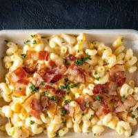 Country Mac · Cheese Blend, Applewood Bacon, Parsley & Ranch.