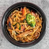 Yaki Udon Chicken · stir fried noodle with meat and veggie