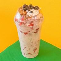 Fresas Con Crema · Diced up strawberries with delicious made in house cream.