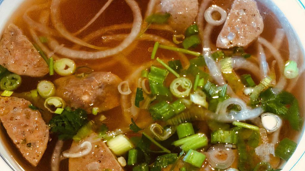 Phở Bò Viên · Beef ball rice noodle soup.