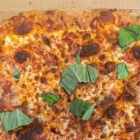 Prosciutto Pizza · Prosciutto, basil, olive oil, tomato sauce, Mozzarella cheese.