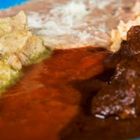Trio Special · chile verde, chile colorado one chile relleno served with rice, beans  and tortillas