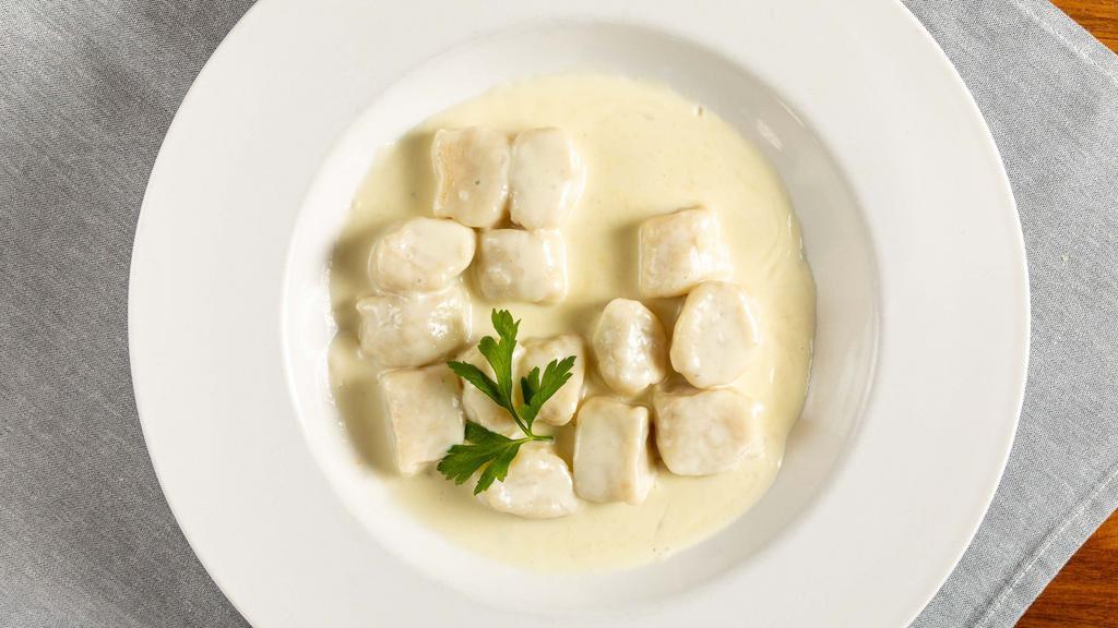 Gnocchi Gorgonzola · Potato dumplings, gorgonzola cream