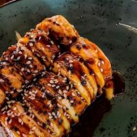 Baked Salmon Roll · Salmon / Crab Mix / Avocado /Spicy Sesame Kewpie