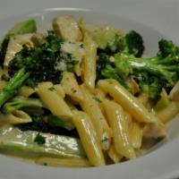 Penne Rustica · Penne pasta, grilled chicken, broccoli in gorgonzola cream sauce.