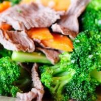 Broccoli · Stir-fried with carrot in oyster sauce.
