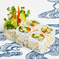 Vegetable Roll · 8 piece cut roll.