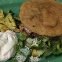 Gorditas · frijoles, Lechuga, Tomate, Crema, Queso, Guacamole Y Carne. Comes with Beans, Lettuce, Tomat...