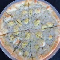 Vegan White Pizza (Large) · Garlic and Oil Base, Black Pepper, Vegan Mozzarella, Almond Ricotta, Vegan Romano Cheese