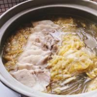 Pork & Pickled Chinese Cabbage In Casserole 酸菜白肉砂锅 · 