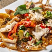 Drunken Noodle · Wide rice noodle, stir fried in our chili sauce with basil leave, bell pepper,egg  and onion...