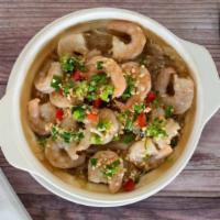 Steamed Garlic Shrimps With Vermicelli Noodles · 
