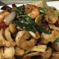 Thai Rama Seafood Supreme · Shrimp, squid, scallops, mussels stir fried with onions, basil leaves, mushrooms and spices.