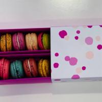 Macarons Gift Box Of 24 · Choice of 20 flavors. Pick 24 and add a footnote to complete your configuration.