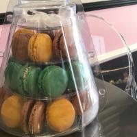 Macaron Tower With 30 Macarons Included · Macaron Tower with 4 levels and 30 macarons on it