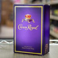 Crown Royal Deluxe, Whiskey | 750Ml, 40.0% Abv · 