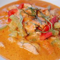 Panang Curry · Panang Curry begins at Medium spicy.
With bell pepper, carrot, green bean and lime leaf.