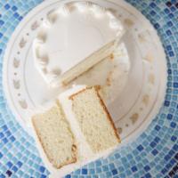 Bavarian Cream  Minicake · White/bavarian/whip cream frosting.
Serving 3-4