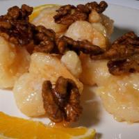 Honey Glazed Walnut Shrimp · Jumbo crispy shrimp with glazed walnut in mayonnaise sauce.