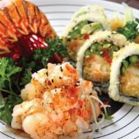 Lobster Roll · In: Fried lobster tail meat, crabmeat, asparagus, gobo, cucumber
Out: Fried Lobster tail Mea...