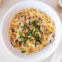 Fettuccine Alfredo · Creamy alfredo sauce, mushrooms.