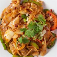 N6 Pad Kee Mao · Spicy. Stir fried flat rice noodles with holly basil, sweet peppers, onions, and green onion...