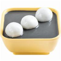 R 3 - Sesame Soup With Sesame Rice Balls · 湯圓配芝麻糊