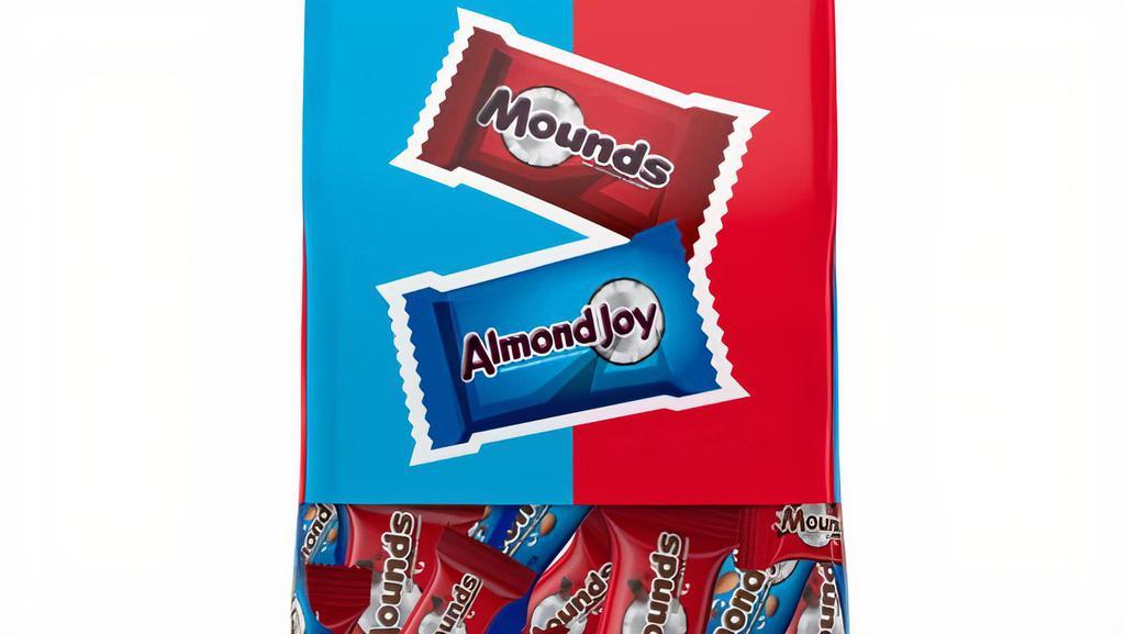 Almond Joy King Size 3.22 Oz · DARK CHOCOLATE & COCONUT
COCONUT & ALMOND CHOCOLATE