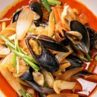 Jjam-Ppong · Spicy seafood noodles soup with pork, shrimp, mussel, mitra squid, shiitake, wood-ear mushro...