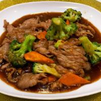 Beef With Broccoli[Lunch] · Served with  fried rice egg roll cheese wontons