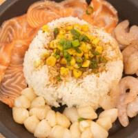 Seafood Teppan Rice · Shrimp, scallop, salmon, green onion, corn, black pepper, rice, house sauce.