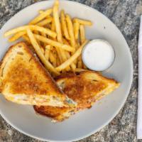 Deluxe Grilled Cheese Sandwich · 3 Cheese, Grilled Tomoato, Bacon, Sourdough