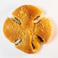 Soboro Redbean Bread · Sweet red bean bun with peanut crumb topping 
Contains: Wheat, Egg, Milk, Peanut, and Soy