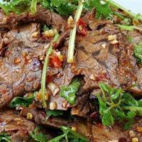 Cold Beef (Non-Spicy/Spicy) · 凉拌牛肉