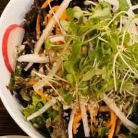 Chef'S Green Salad · Gluten-free. Hand-chopped red leaf lettuce, shredded Japanese daikon radish and carrots, sli...